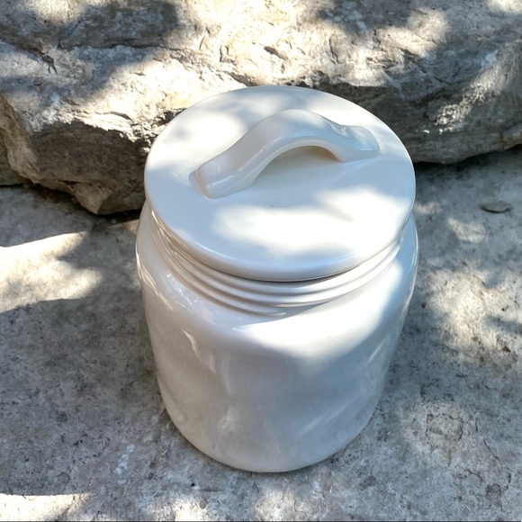 Rae Dunn TEA Large Letter Canister (Med Size) - Picture 4 of 6